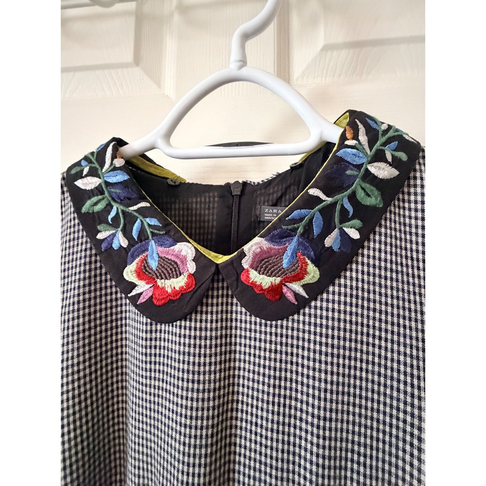 Zara Trafaluc Gingham Embroidered Floral Collar Babydoll Mini Dress Small NWT - Picture 2 of 8